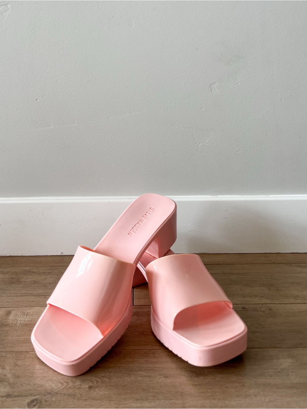 Steve Madden Harlin Pink Platform Sandals — Size 10